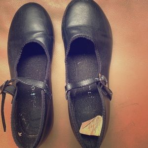 Tap shoes size 1